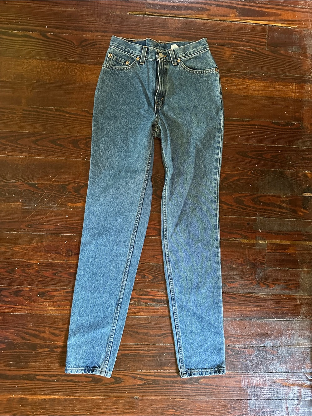 Vintage Levi's 512 Straight-Leg Women's Jeans in Blue Denim High Rise Waist - Picture 1 of 10